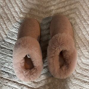 pink fur and glitter slipper
